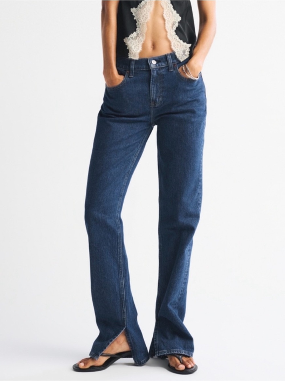 Mid Rise 90 Straight Jean